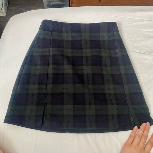 NWT Brandy Melville Skirt - Picture 2 of 4